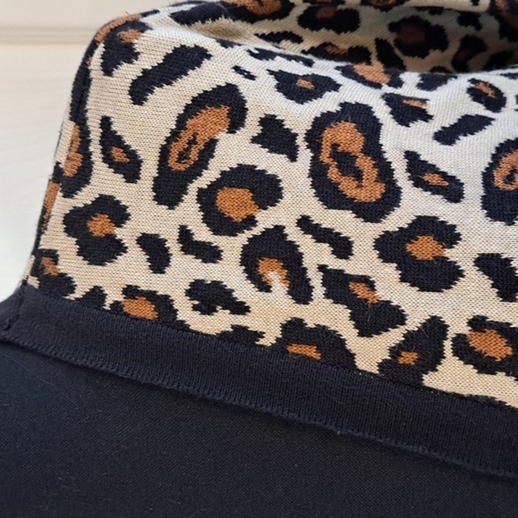 Casual Corner Vintage Cotton Blend Knit Leopard Print Button Cardigan Sweater - Picture 2 of 6